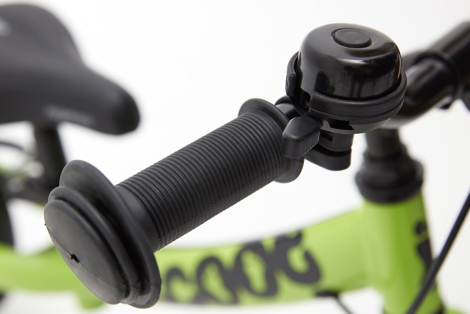 Balance bike 2024 with foot pegs